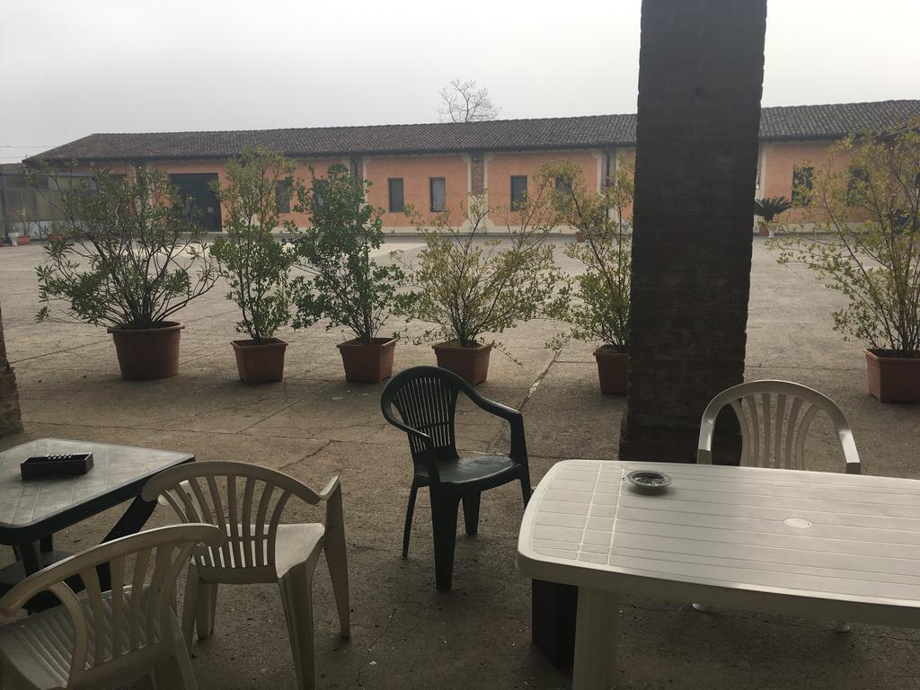 Le Magnolie Agriturismo Verolanuova Ngoại thất bức ảnh