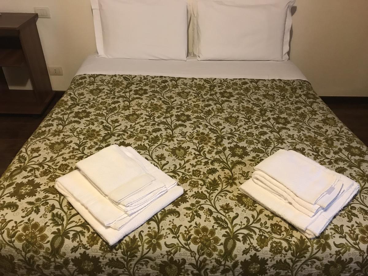 Le Magnolie Agriturismo Verolanuova Ngoại thất bức ảnh